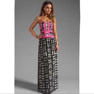 🔥 BCBGMaxAzria Gracelyn black/white geo print trim evening gown sz4